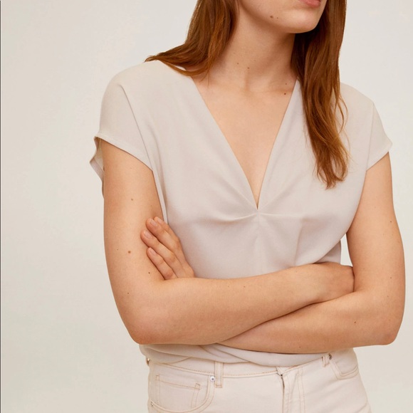 Mango Flowy Vneck blouse - Picture 4 of 6